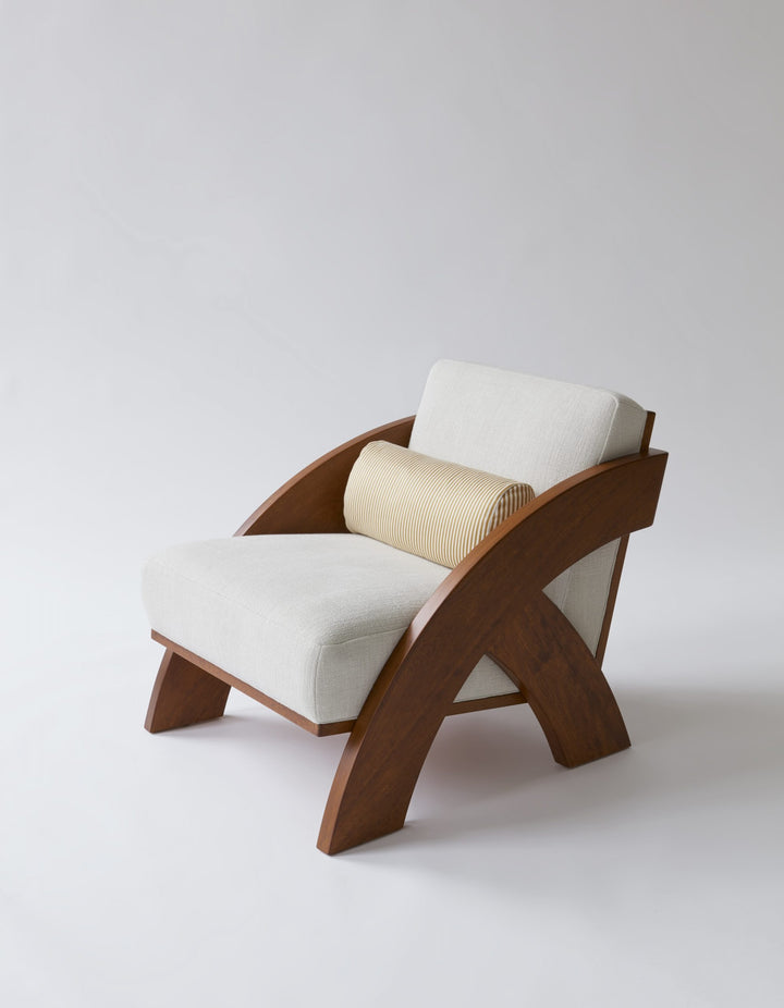 Arc Lounge Chair