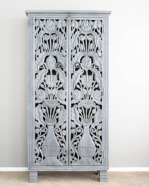 Exquisite Handcrafted Wooden Almirah